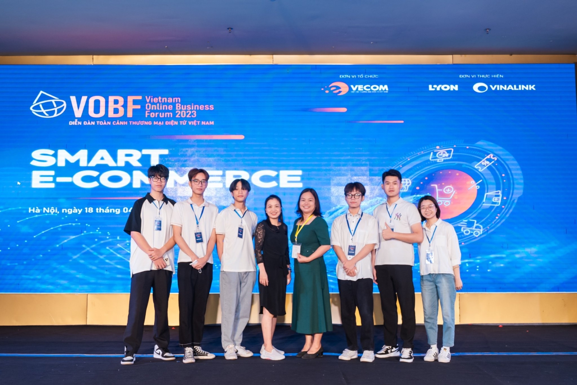 ngành thương mại điện tử